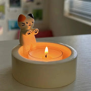 Cartoon Cat Candle Holder – Cute Resin Tea Light Holder for Home, Office, and Desktop Decor – Warm Paws Design