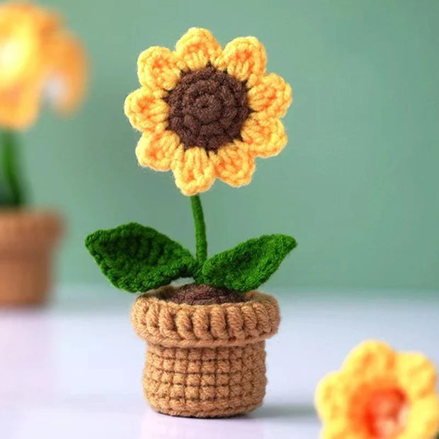 DIY Handwoven Mini Potted Flower Rose – Woolen Thread Finished Product for Office, Home Decoration