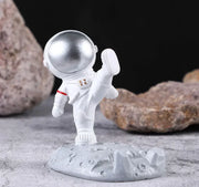 Astronaut Mobile Phone Stand – Nordic Resin Desk Decoration, Spaceman Holder, Gift Ornament