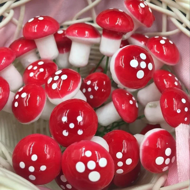 Miniature Mushroom Decor – 10/50/100pcs Fairy Garden Resin Crafts, Moss Terrarium Artificial Plant Stakes