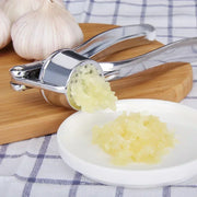 Stainless Steel Garlic Press Crusher - Durable, Easy-to-Use Kitchen Tool