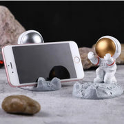 Astronaut Mobile Phone Stand – Nordic Resin Desk Decoration, Spaceman Holder, Gift Ornament