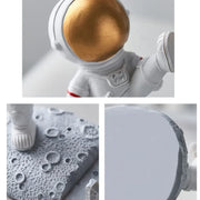 Astronaut Mobile Phone Stand – Nordic Resin Desk Decoration, Spaceman Holder, Gift Ornament