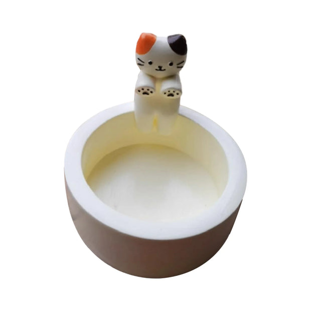 Cartoon Cat Candle Holder – Cute Resin Tea Light Holder for Home, Office, and Desktop Decor – Warm Paws Design