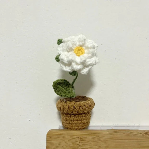 DIY Handwoven Mini Potted Flower Rose – Woolen Thread Finished Product for Office, Home Decoration