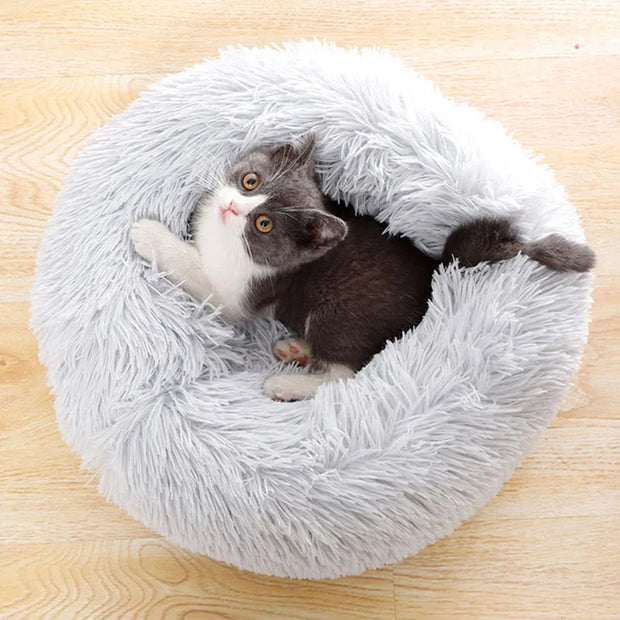 Soft Plush Cat Bed - Warm and Comfortable Sleeping Nest for Cats